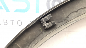 Ornamente aripă stânga față pentru VW Tiguan 18-22: structură, elemente de fixare rupte, zgârieturi