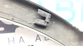 Ornamente aripă stânga față pentru VW Tiguan 18-22: structură, elemente de fixare rupte, zgârieturi