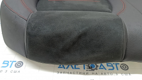 Pernă banchetă spate, rândul 2, Mercedes Clasa A V177 19-22, piele combinată cu Alcantara, neagră cu cusături roșii, șifonată, necesită curățare