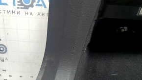 Обшивка арки левая VW Tiguan 18-19 черная под 3 ряда, с рычагом откидывания задних сидений, царапины