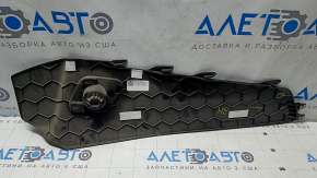 Накладка центральной консоли боковая правая Ford Focus mk3 15-18 рест, черная, мелкие царапины