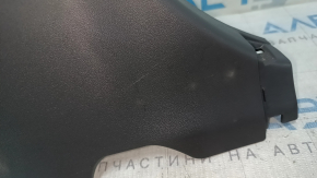 Накладка центральной стойки нижняя левая Toyota Prius V 12-14 темно-серая, царапины