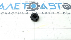 Отбойник капота правый Audi A5 F5 17-24 на капоте, задний