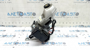 Главный тормозной цилиндр с бачком Toyota Venza 21-24 в сборе с brake booster, с крышкой