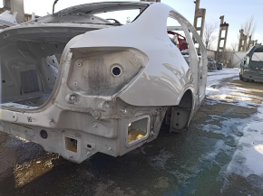 Четверть крыло задняя правая Mercedes A-class V177 19-22 белая, на кузове, тычка