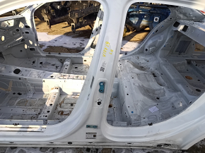 Стойка кузова центральная левая Mercedes A-class V177 19-22 на кузове