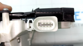Замок двери передней левой Audi A5 F5 21-25 под keyless