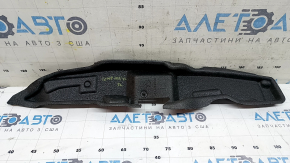 Garnitura de etanșare a aripii ușii stângi la un Jeep Compass 17-26 este ruptă.
