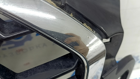 Решетка радиатора в сборе Audi A5 F5 20-25 без камеры, черный глянец+хром, S-Line, с эмблемой "quattro", вздулся хром, песок, незаводские отверстия