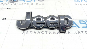 Эмблема двери багажника Jeep Compass 21-26 хром, царапины