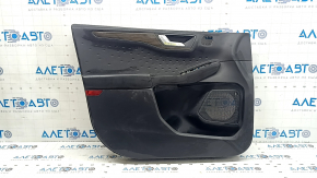 Обшивка двери карточка передняя левая Ford Escape MK4 20-22 под пищалку, черная с черной вставкой пластик, молдинг под дерево, подлокотник черный пластик, Bang & olufsen, с ручкой