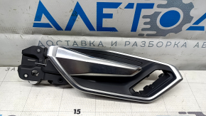 Ручка двери внутренняя передняя левая Audi E-Tron 19-23 хром, царапины