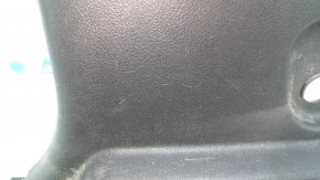 Накладка центральной стойки нижняя левая Toyota Sequoia 08-16 черная, царапины
