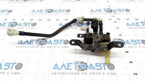 Клапан топливного абсорбера в сборе Ford Escape MK4 20-26 hybrid, с трубкой