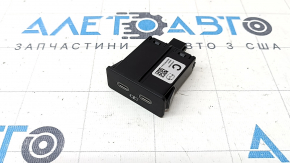 USB Hub Mazda CX-90 24-26 Type-C