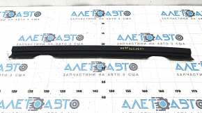 Уплотнитель двери багажника верхний Mazda CX-90 24-26