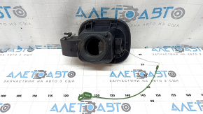 Корпус лючка бензобака Ford Escape MK4 20-22 hybrid сломано крепление