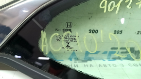 Форточка глухое стекло задняя правая Honda Accord 18-22 хром, царапины на хроме, надрезан уплотнитель, срезаны направляйки