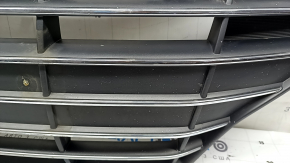 Решетка радиатора grill в сборе Hyundai Elantra AD 19-20 с эмблемой без радара, песок, треснута