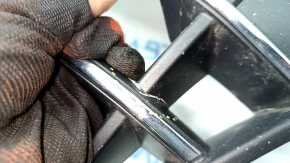 Решетка радиатора grill в сборе Hyundai Elantra AD 19-20 с эмблемой без радара, песок, треснута