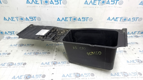 Короб АКБ BMW X5 E70 07-13 трещина, нет фрагмента