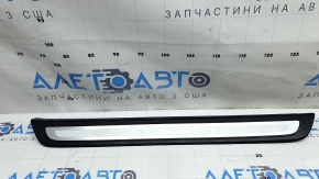 Накладка порога внешняя передняя левая Audi Q5 8R 09-17 черная с хромом, царапины, потёртость