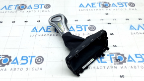 Ручка КПП Audi Q5 8R 13-17 черная кожа, царапины, сломано крепление