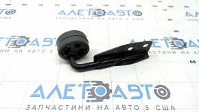 Кронштейн выпускного коллектора Mazda CX-90 24-26 3.3T, PHEV с резинкой