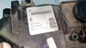 Фара передняя правая VW Tiguan 18-21 галоген, ДХО LED, трещины, паутинка