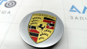 Центральный колпачок на диск Porsche Macan 15-26 цветная эмблема под R21, 64.5/46.5мм, серебро, коррозия