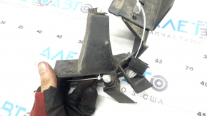 Ornamente aripă spate dreapta Mazda CX-9 16-23, elemente de fixare rupte, crăpături în elementele de fixare, zgârieturi