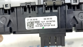 Панель переключателей Audi A3 8V 17-20 4d под парктроники, без drive select