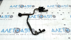 Клапан продувки топливных паров Audi Q5 8R 13-17 2.0T с трубкой