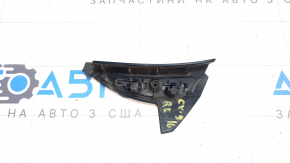 Накладка фонаря внутреннего крышки багажника правая Mazda CX-9 16-23