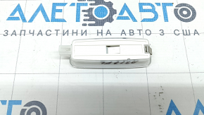 Плафон освещения передний левый Audi A3 8V 15-20 4d LED, царапины