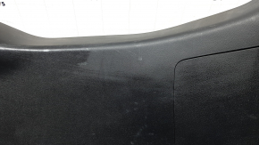 Обшивка двери багажника нижняя Mazda CX-9 16-23 черная, царапины, потёрта