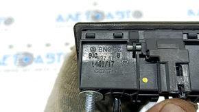 Камера заднего вида с ручкой и кнопкой открывания багажника Audi A3 8V 15-20 4d, 5d