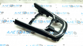 Накладка центральной консоли Mazda CX-9 16-19 черная, царапины, полез хром