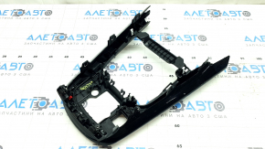 Накладка центральной консоли Mazda CX-9 16-19 черная, царапины, полез хром