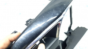 Накладка центральной консоли Mazda CX-9 16-19 черная, царапины, полез хром
