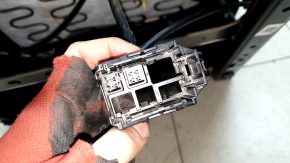 Пассажирское сидение Mazda CX-9 16-17 без airbag, механическое, велюр черный, без подголовника, под чистку