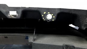 Решетка радиатора grill Mazda CX-9 16-19 без эмблемы, с подиумом, треснута, после ремонта, сломаны крепления