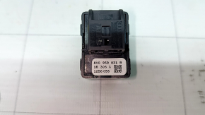 Кнопка открывания крышки багажника Audi A3 8V 17-20 черная