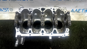 Блок цилиндров голый Toyota Camry v70 18-24 2.5 A25A-FKS нет фрагментов, задиры, под расточку