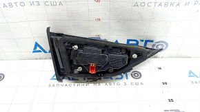 Фонарь внутренний крышка багажника правый Audi A3 8V 17-20 4d LED
