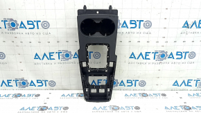 Накладка центральной консоли с подстаканниками Audi A3 8V 15-20 потерта