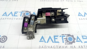 Клемма плюсовая АКБ Audi A4 B9 17-25 с пиропатроном, без крышки