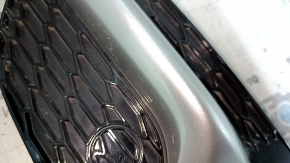 Решетка переднего бампера правая Nissan Rogue Sport 20-22 с молдингом, SL, песок
