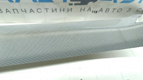 Накладка передней стойки верхняя левая Audi A4 B9 17-17 серая, Bang and Olufsen, под чистку, царапины