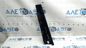 Накладка двери боковая задняя левая Audi A4 B9 17-25 передняя, черный глянец, царапины